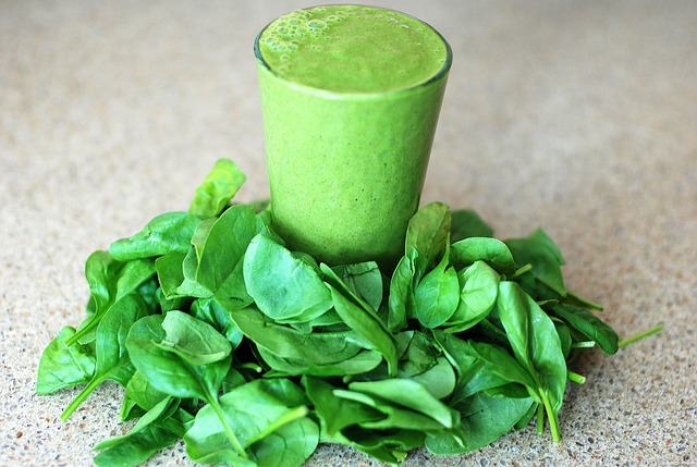 Szklanka zdrowia czyli warzywno – owocowe napoje smoothie